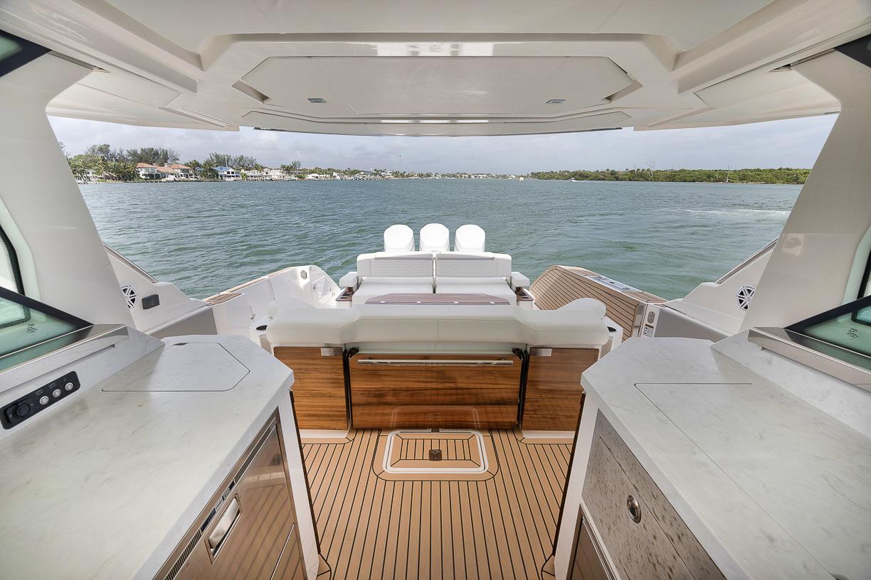 Tiara Yachts-48LS 2022-Sea Ya FL-US-9599538 | Thumbnail