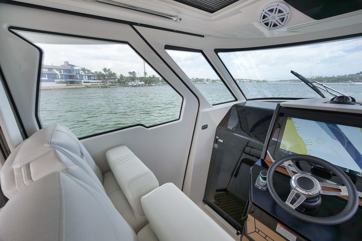 Tiara Yachts-48LS 2022-Sea Ya FL-US-9599538 | Thumbnail