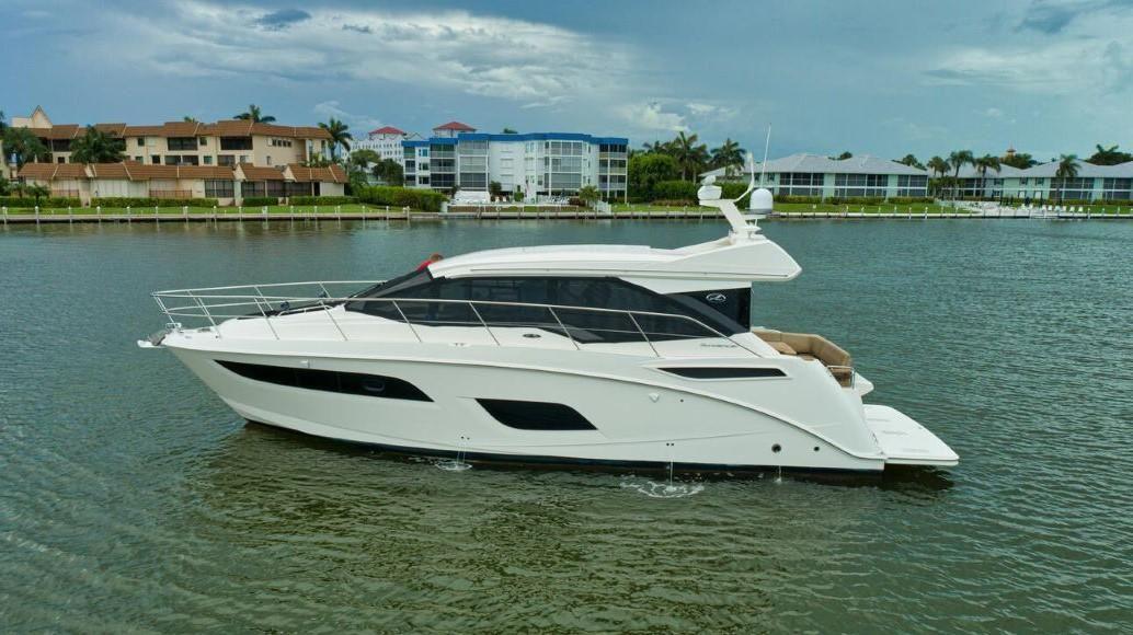 2017 SEA RAY SUNDANCER 460