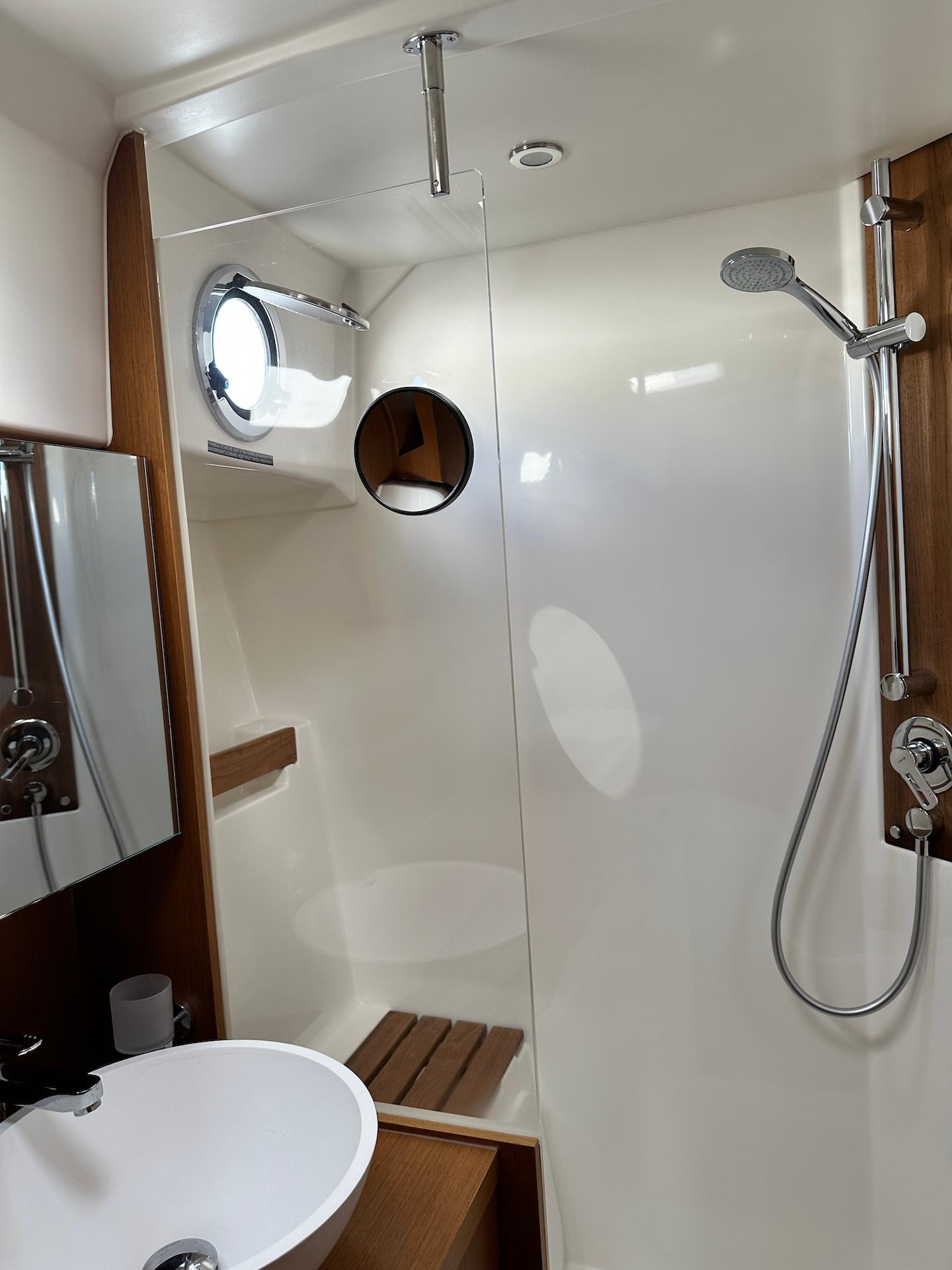 Yacht Photos Pics