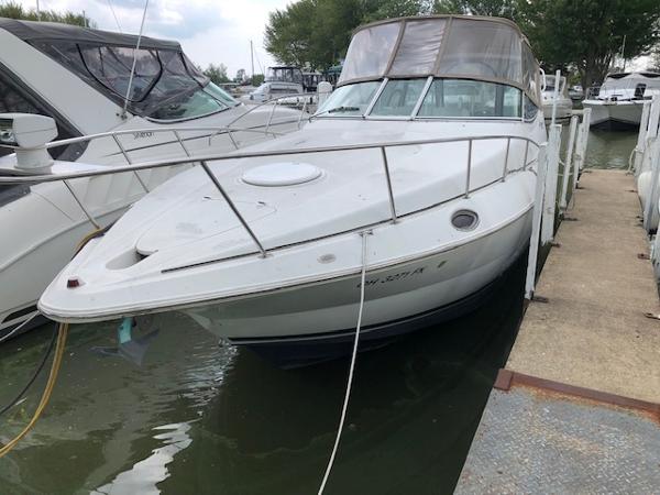 Used 2001 Cruisers Yachts 3075 43452 Port Clinton Boat Trader