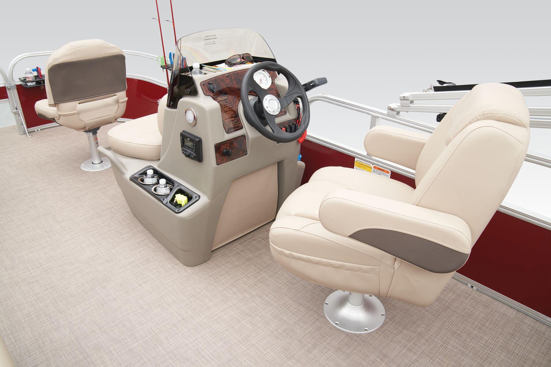 2025 Sun Tracker Bass Buggy 16 XL Select Gallery
