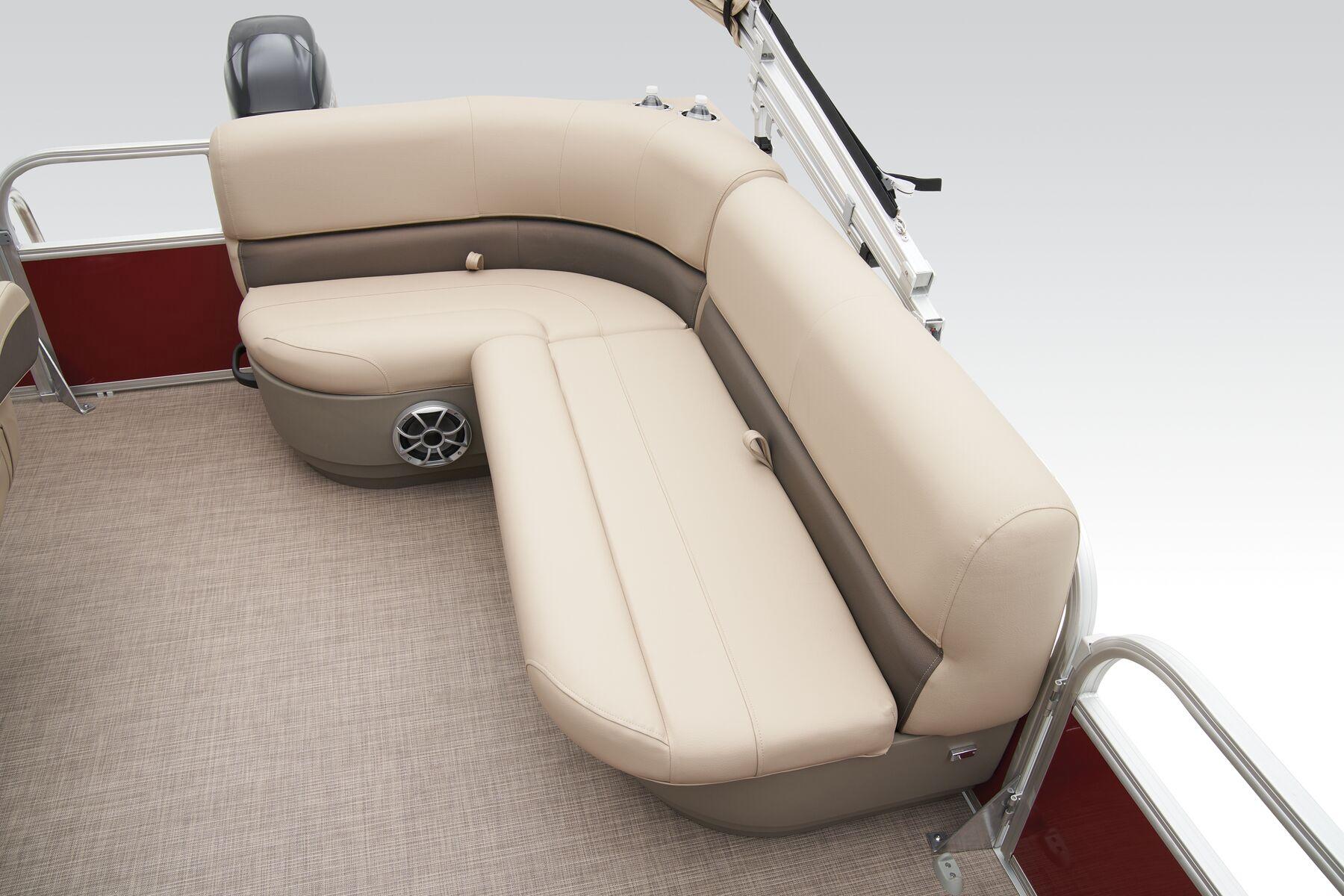 2025 Sun Tracker Bass Buggy 16 XL Select Gallery
