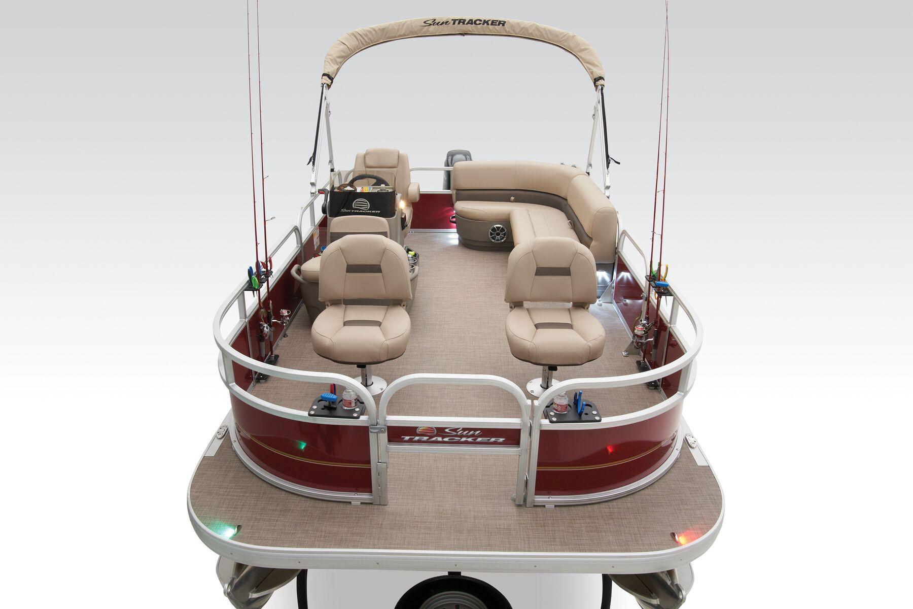 2025 Sun Tracker Bass Buggy 16 XL Select Gallery
