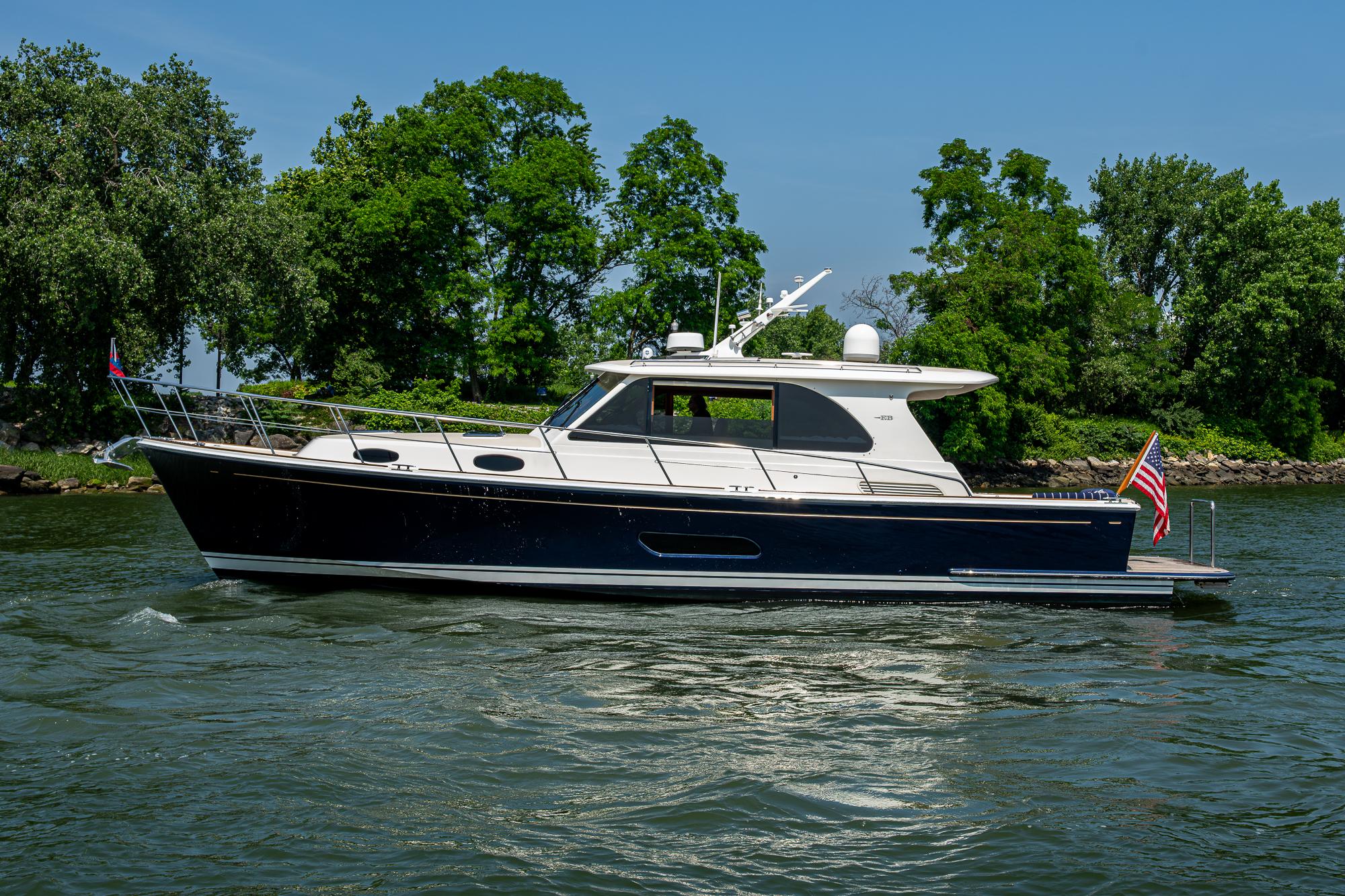 yacht-image