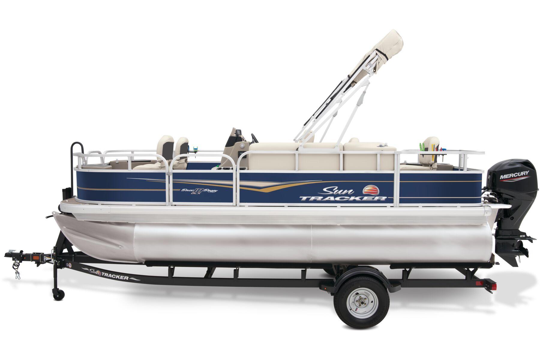 2025 Sun Tracker Bass Buggy 18 DLX Gallery