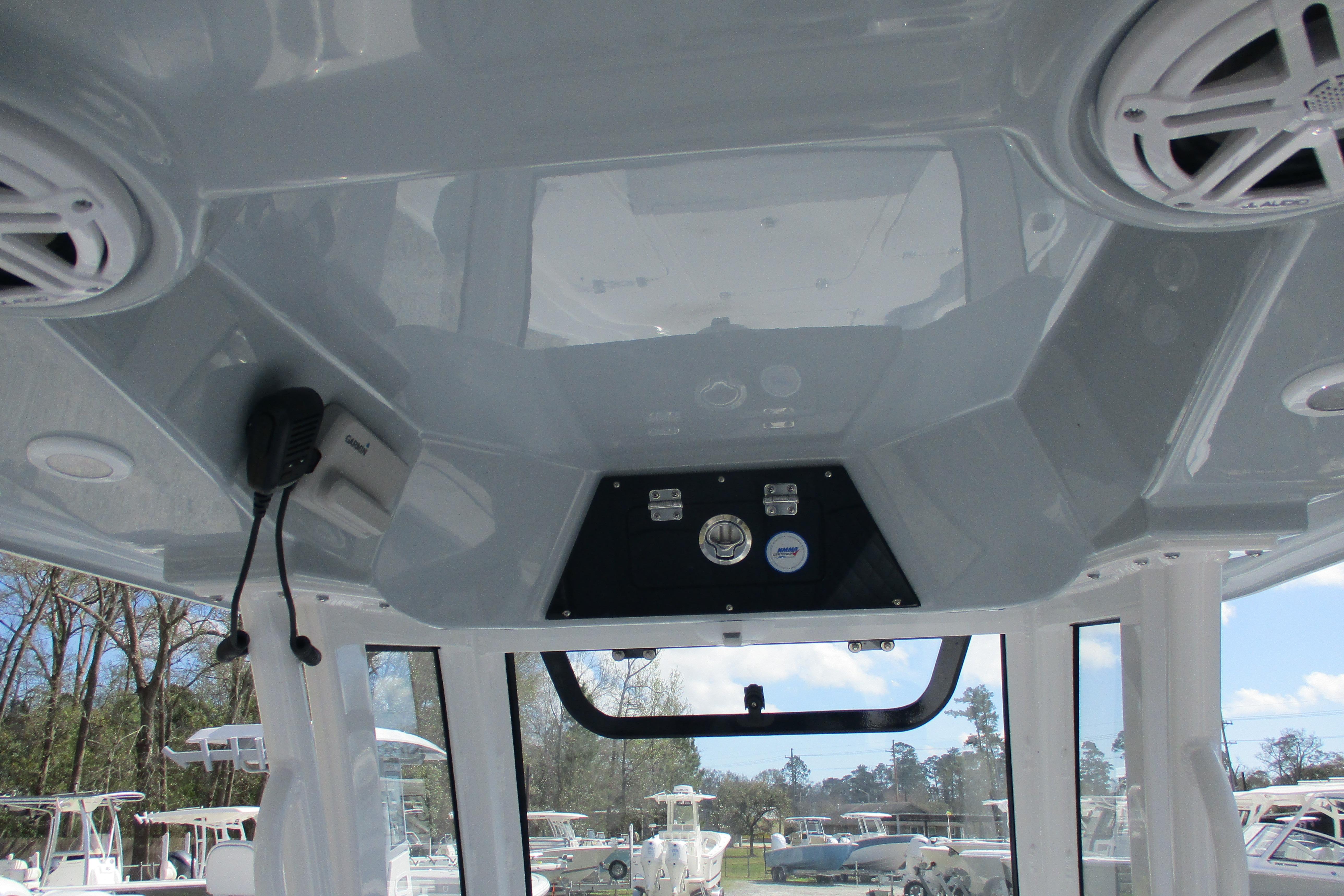 2026 Sportsman Masters 247 Bay Boat-7