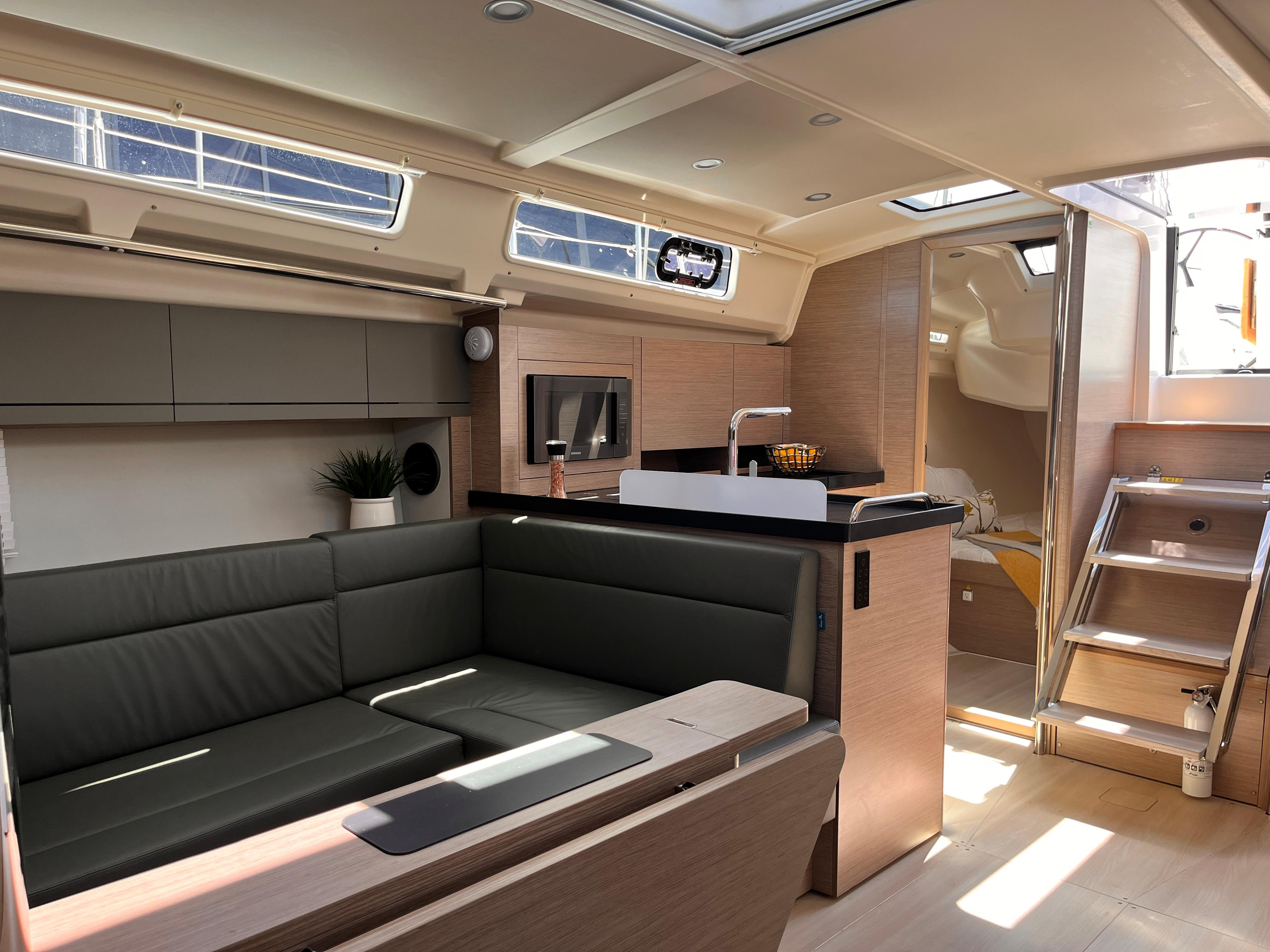 Hanse-418 2023-Hanse 418 #303 SAN CA-US-9464906 | Thumbnail