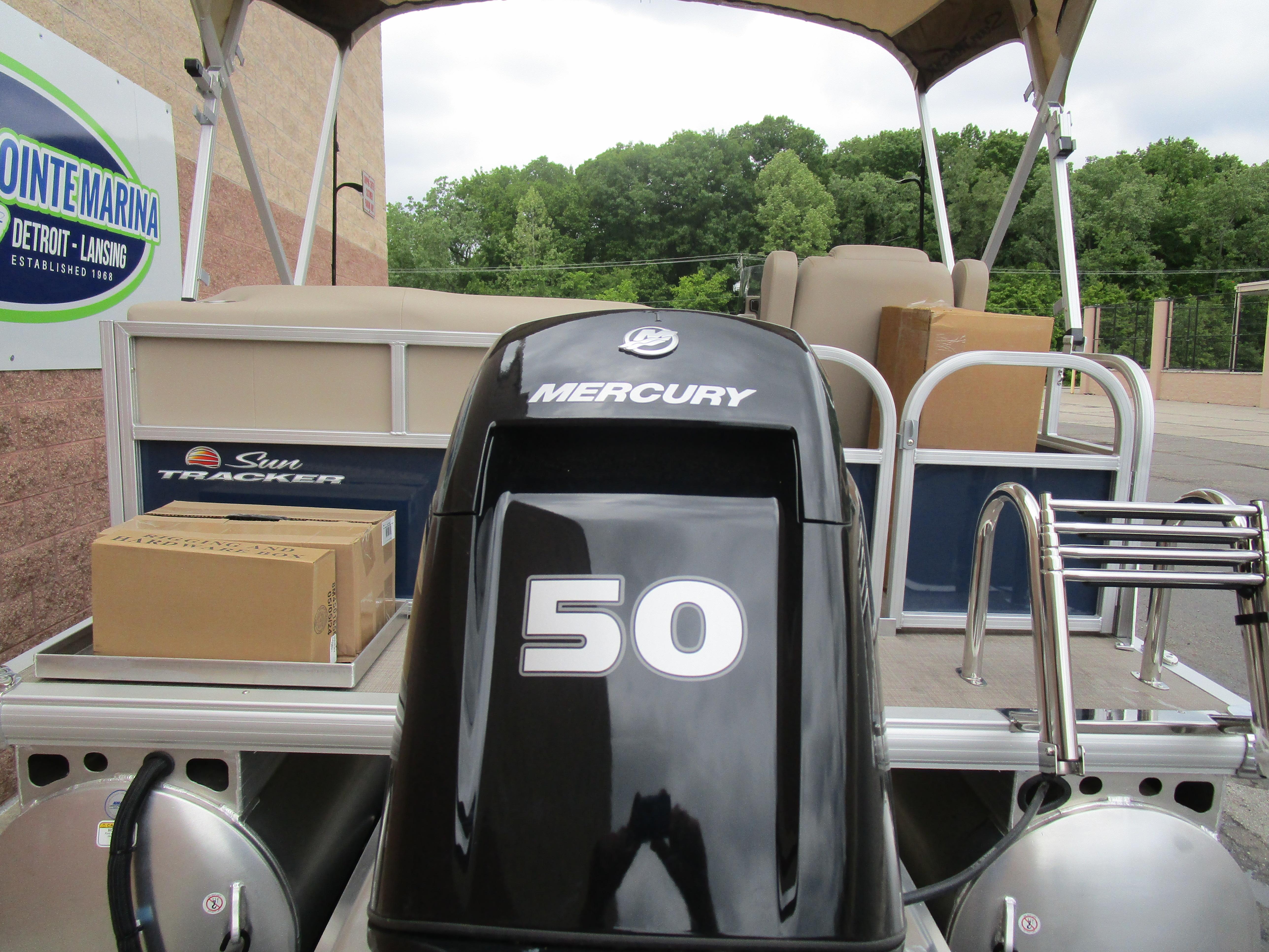 2025 Sun Tracker Bass Buggy 16 Gallery