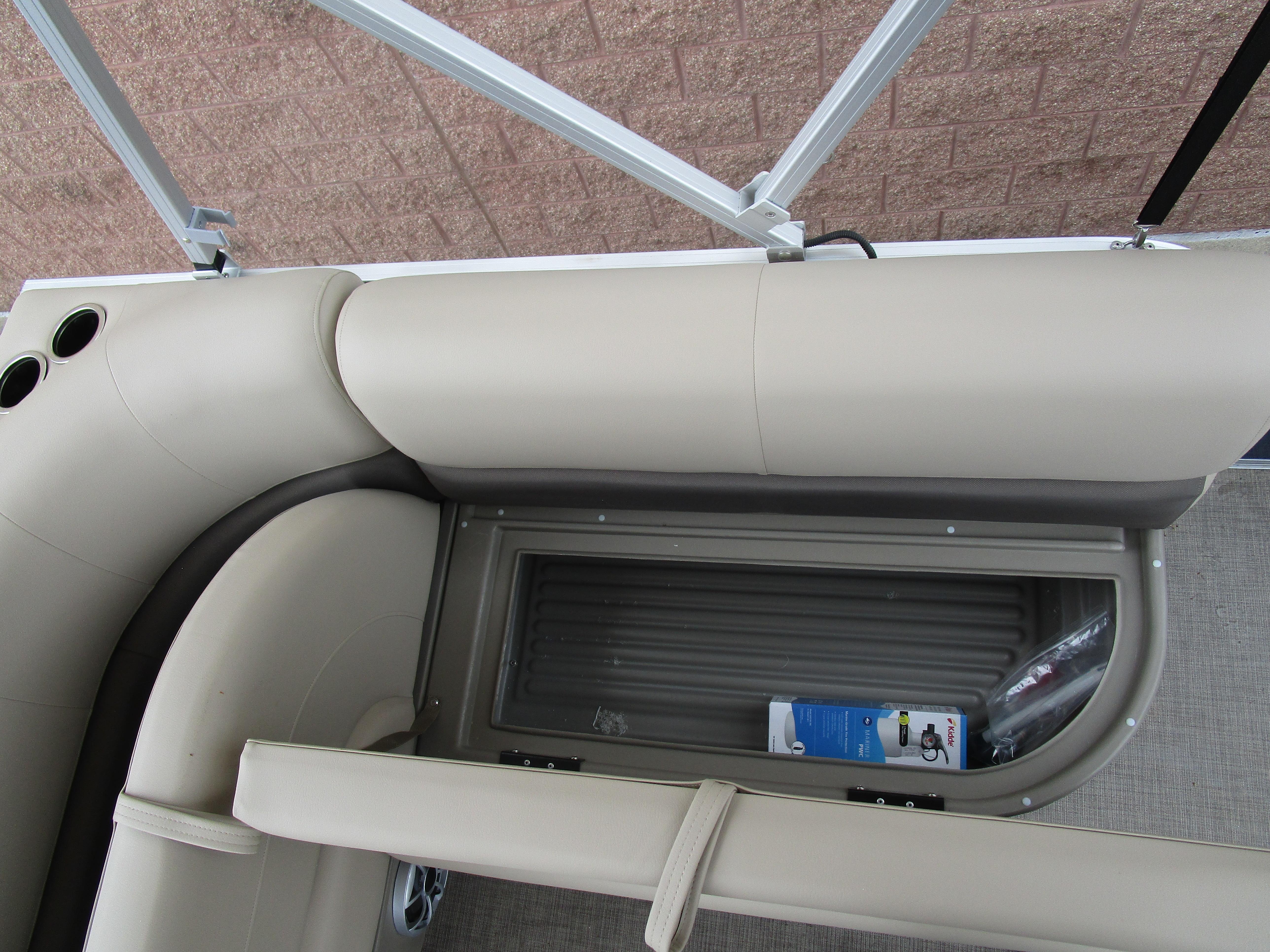 2025 Sun Tracker Bass Buggy 16 Gallery