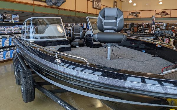 2022 Ranger Boats boat for sale, model of the boat is 621FS Ranger Cup Equipped & Image # 4 of 5