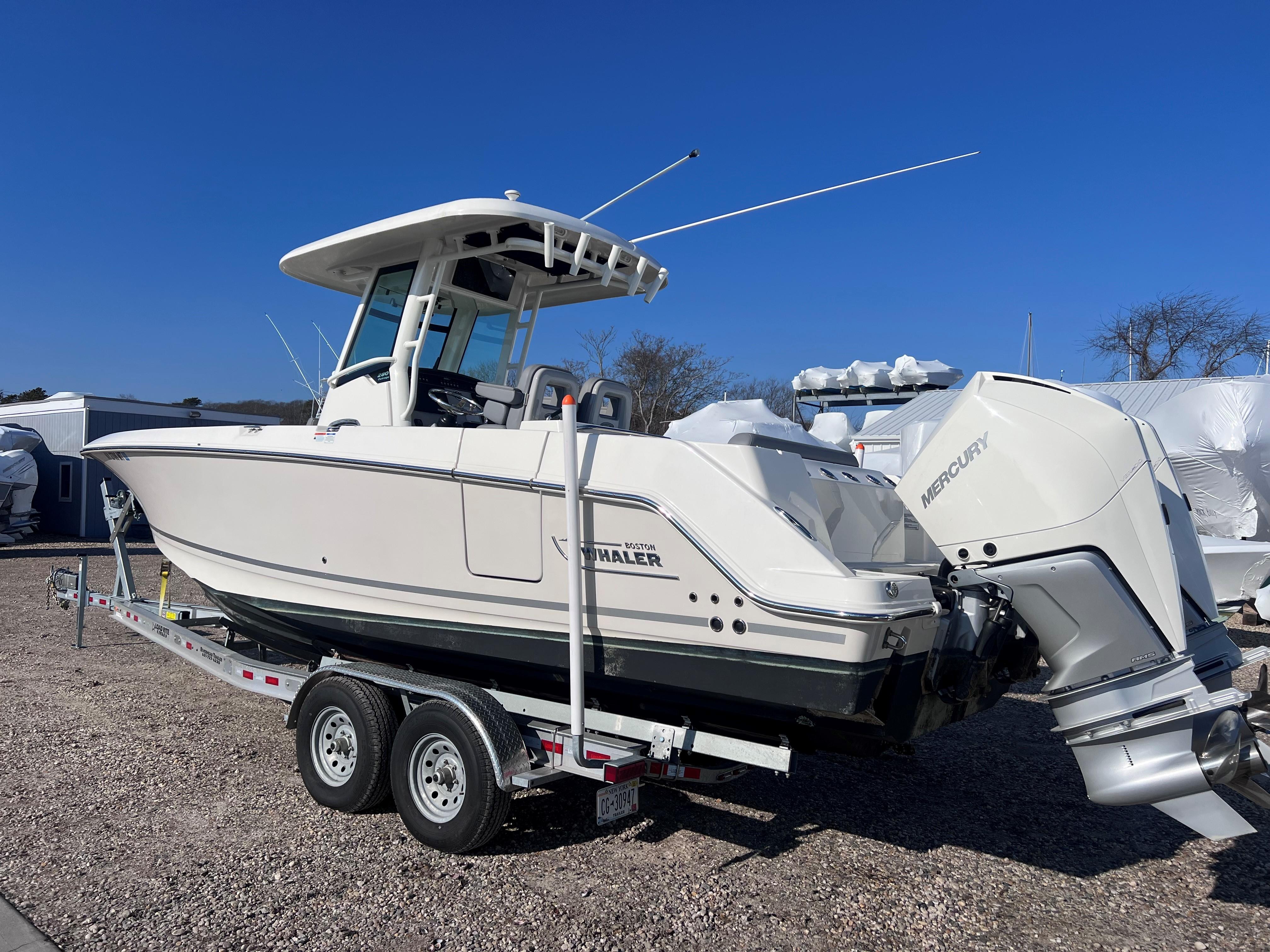2022-boston-whaler-280-outrage-power-9669507-20250130082234409-1_XLARGE