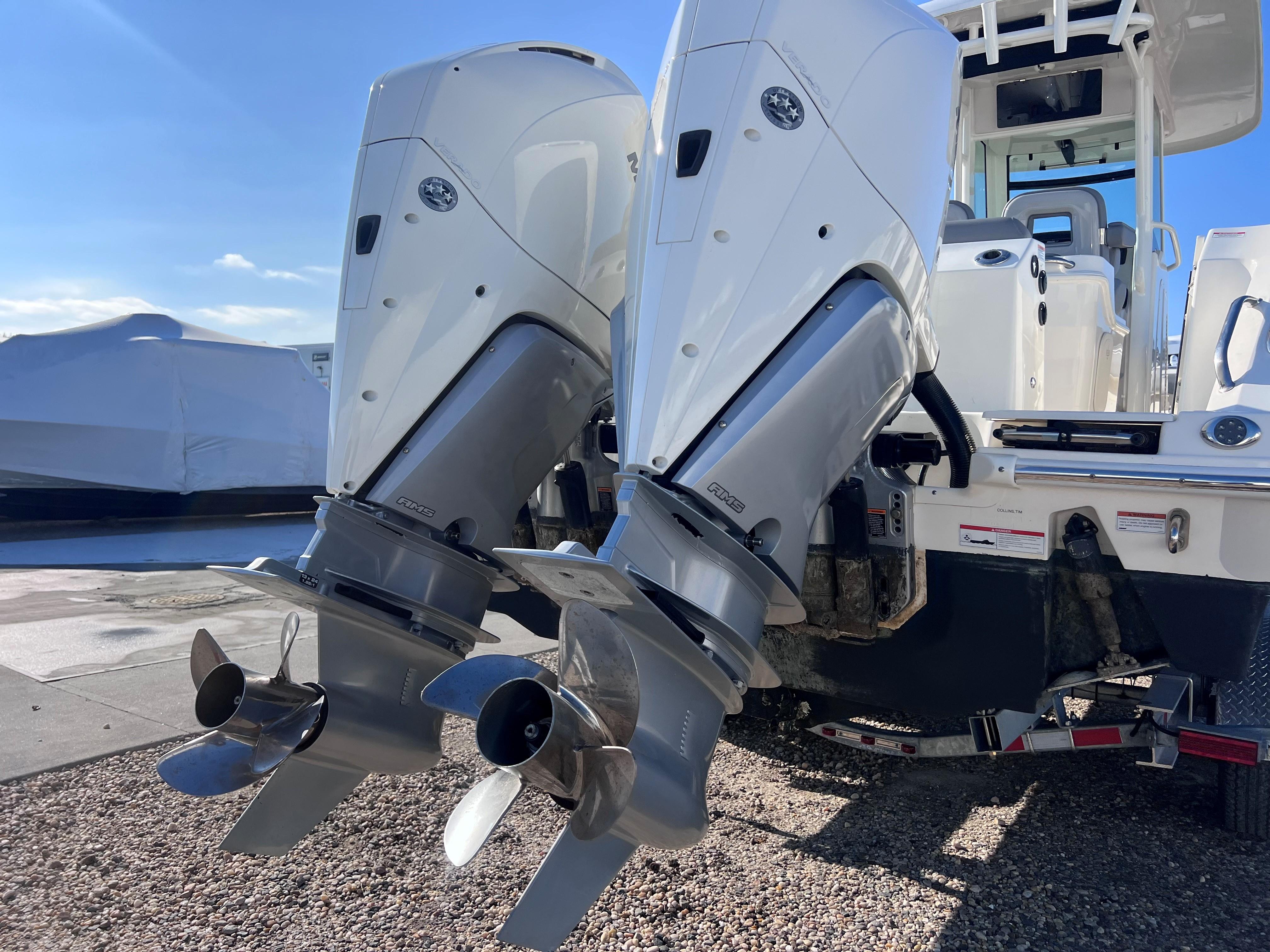 2022-boston-whaler-280-outrage-power-9669507-20250130082348057-1_XLARGE
