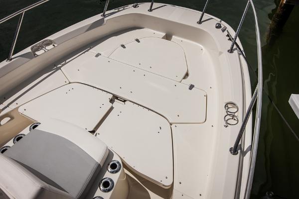 20' Boston Whaler, Listing Number 100917009, - Photo No. 4