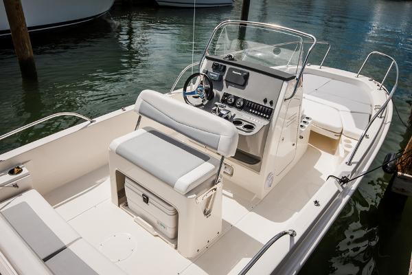 20' Boston Whaler, Listing Number 100917009, Image No. 6