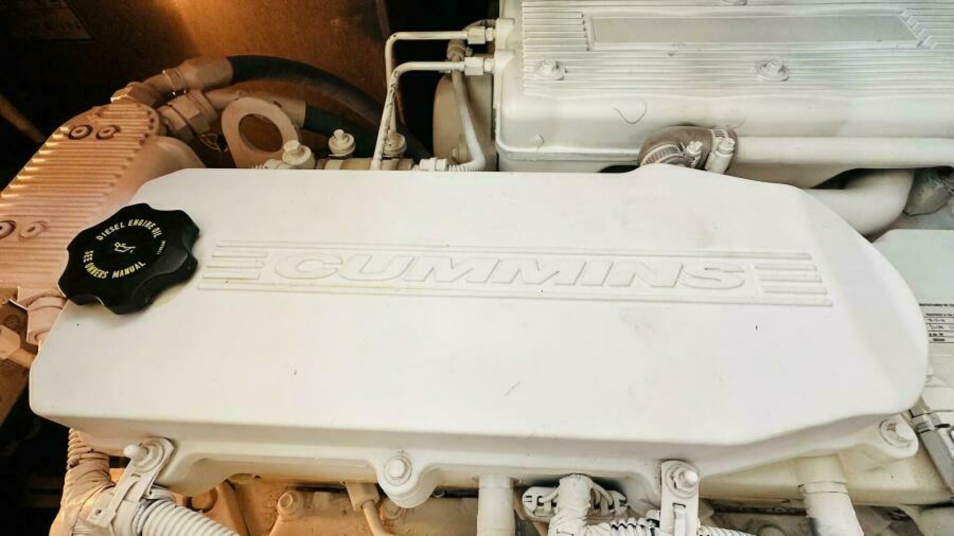2015-sea-ray-450-sundancer-power-9819575-20250611120632480-1_XLARGE
