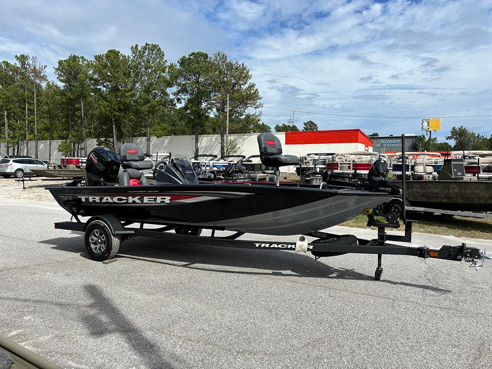 2025 Tracker® Boats Pro Team™ 195 TXW Tournament Ed.