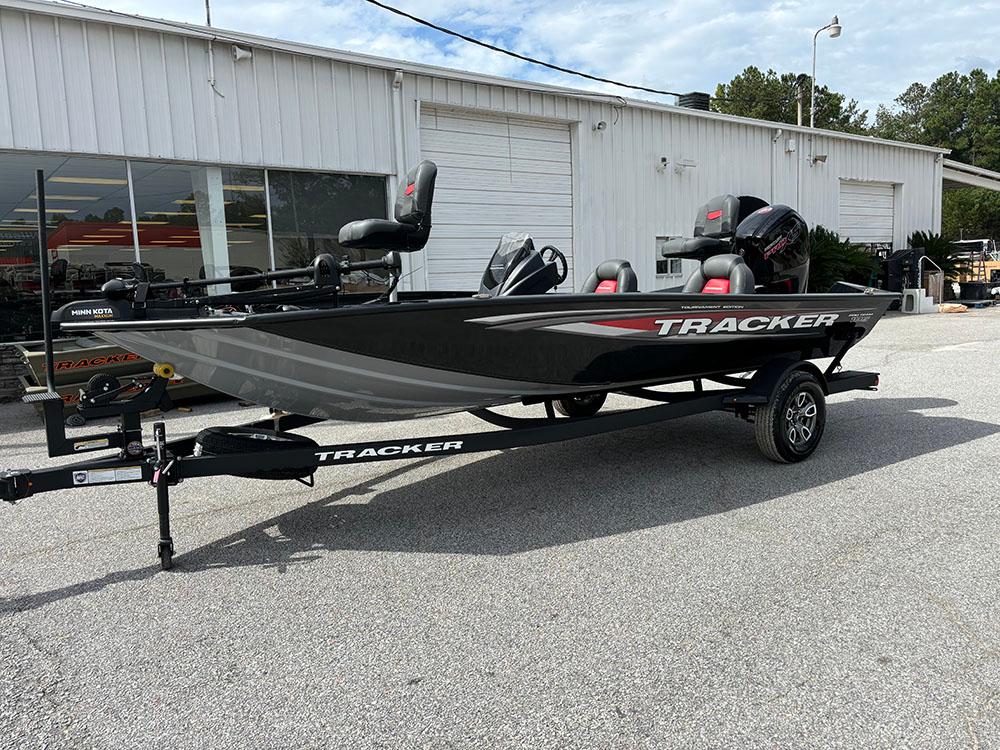 2025 Tracker® Boats Pro Team™ 195 TXW Tournament Ed.