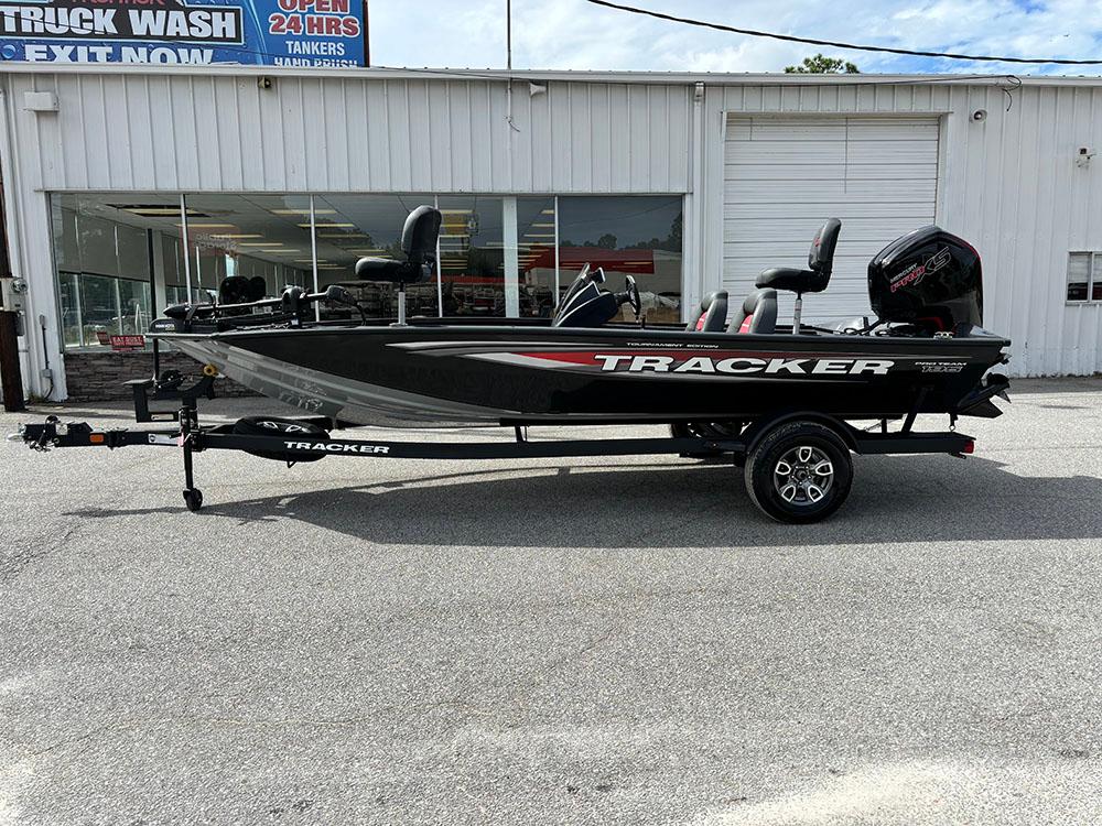2025 Tracker® Boats Pro Team™ 195 TXW Tournament Ed.