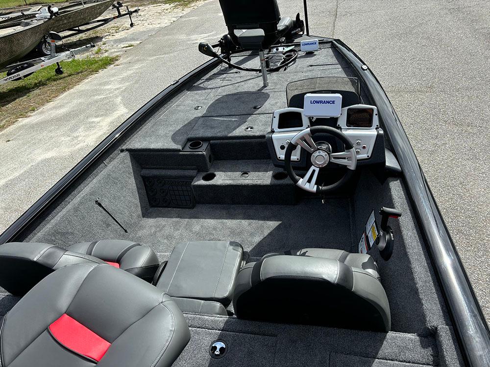 2025 Tracker® Boats Pro Team™ 195 TXW Tournament Ed.