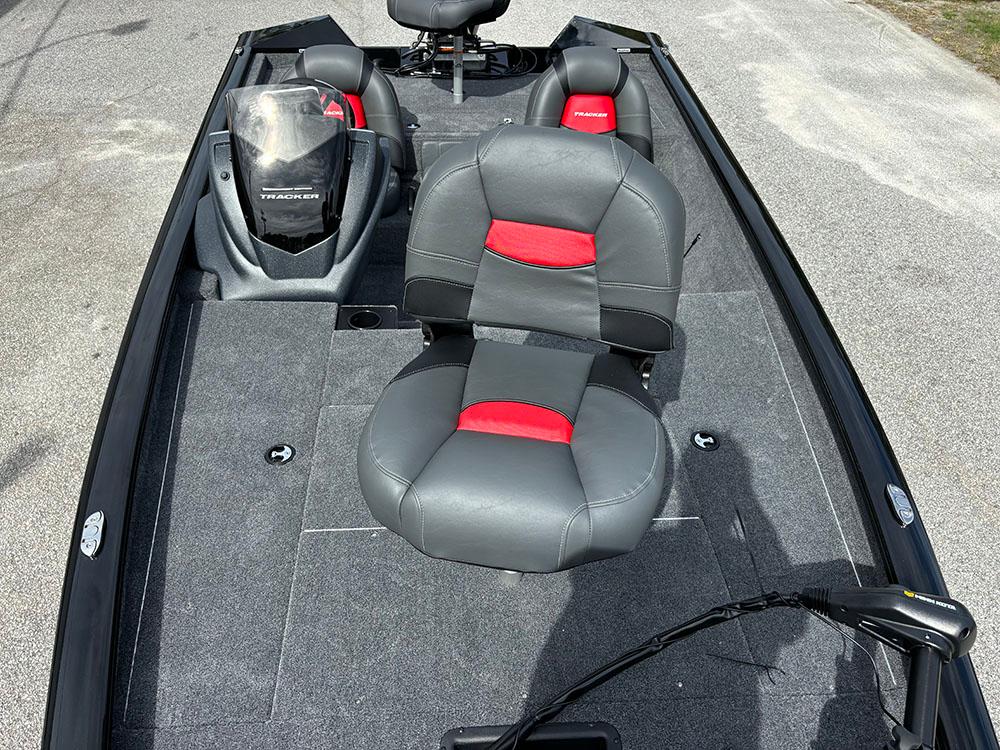 2025 Tracker® Boats Pro Team™ 195 TXW Tournament Ed.