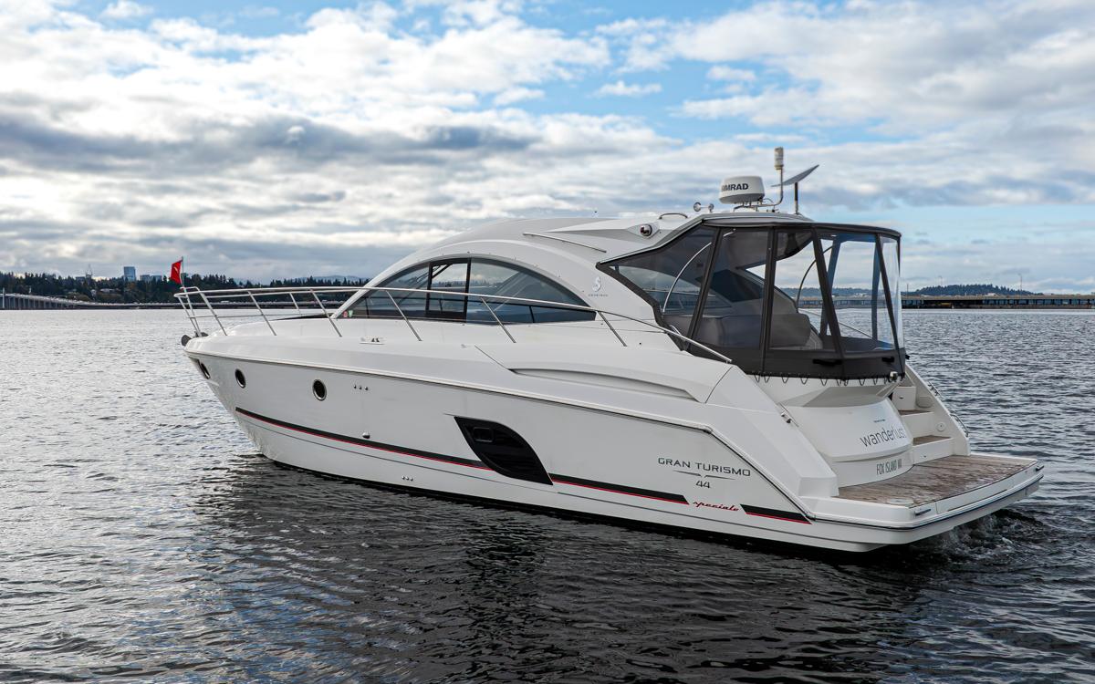 44′ Beneteau 2015 Yacht for Sale