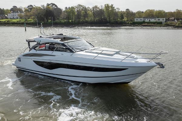 Princess Motor Yacht Sales - Used Princess V40