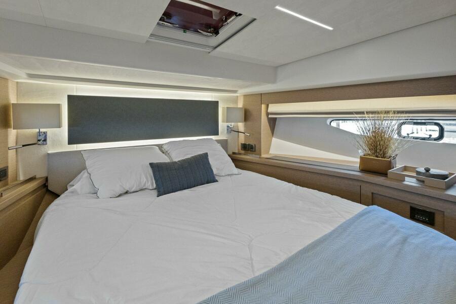 How Sweet It Is Yacht Photos Pics VIP Stateroom