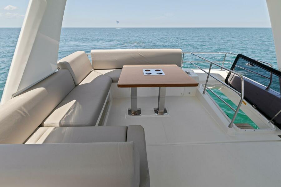 How Sweet It Is Yacht Photos Pics Flybridge