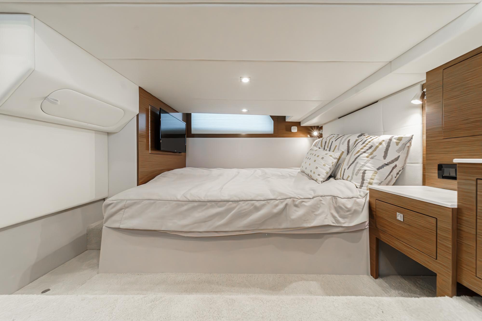 2021 Cruisers Yachts 39 Express Coupe #TBMB184A inventory image at Sun Country Marine Group, Newport Beach 2021 Cruisers Yachts 39 Express Coupe #TBMB184A inventory image at Sun Country Marine Group, Newport Beach
