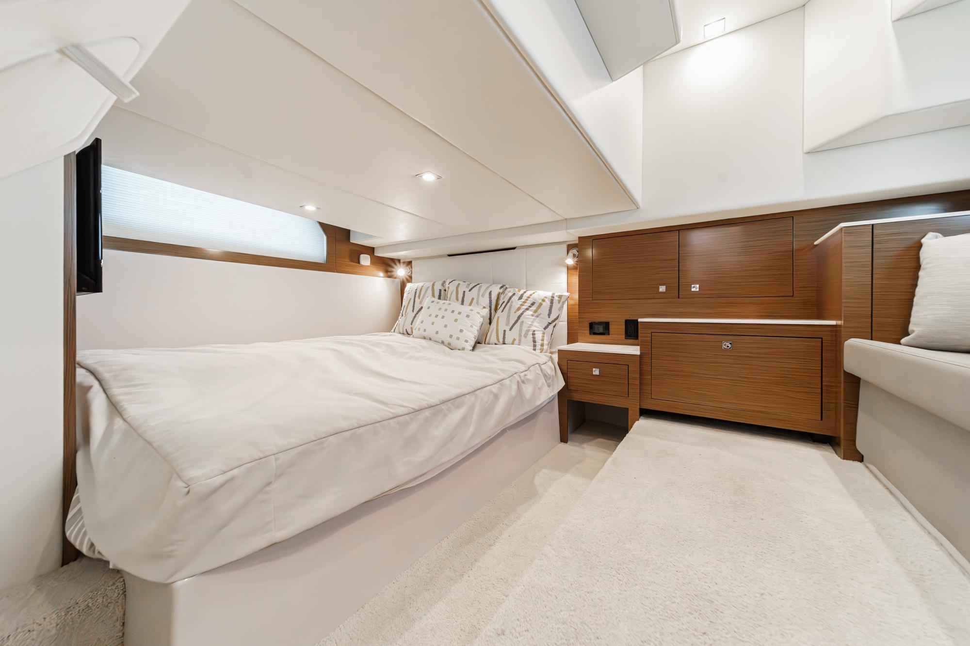 2021 Cruisers Yachts 39 Express Coupe #TBMB184A inventory image at Sun Country Marine Group, Newport Beach 2021 Cruisers Yachts 39 Express Coupe #TBMB184A inventory image at Sun Country Marine Group, Newport Beach