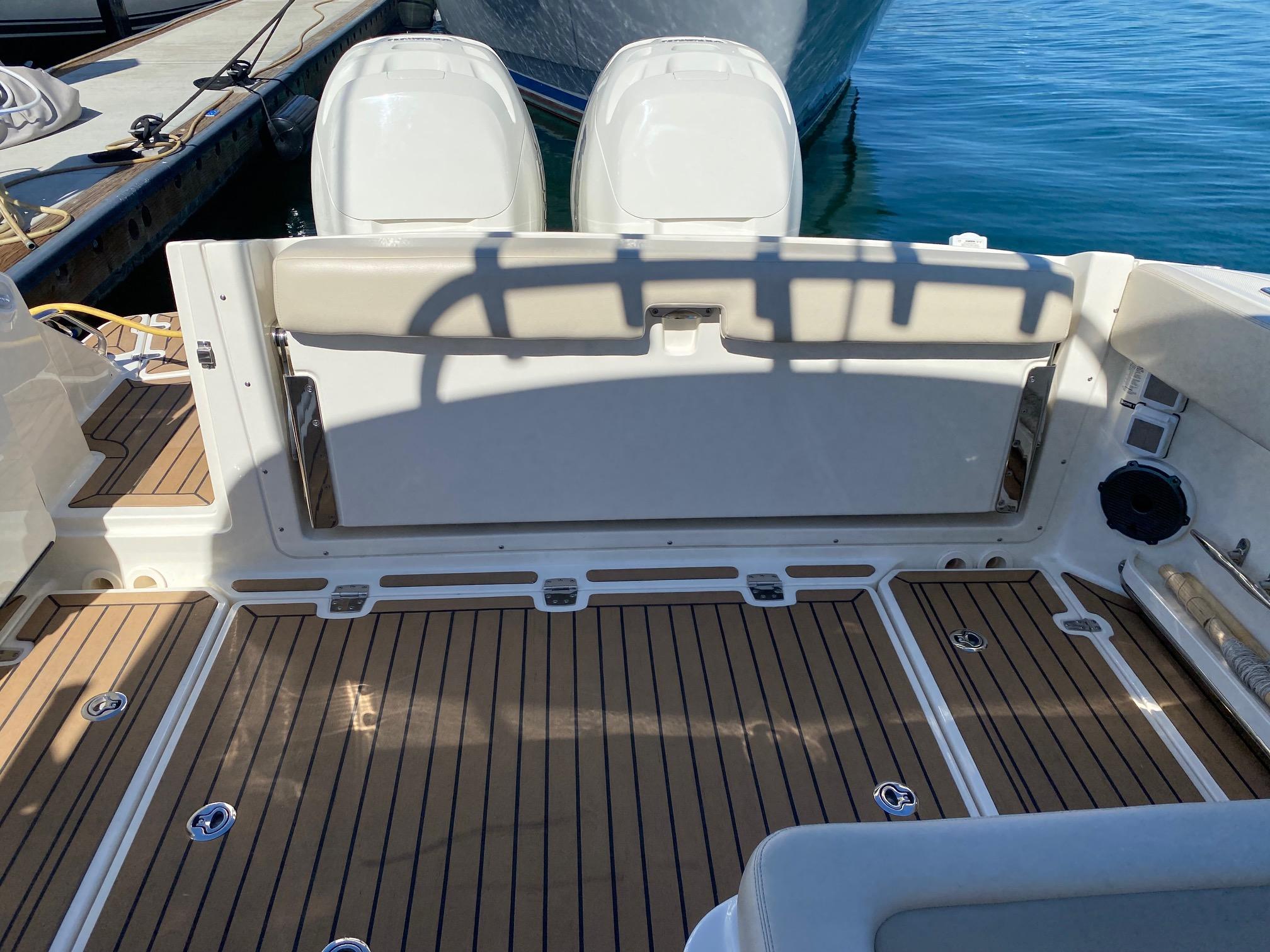 2019 Boston Whaler 320 Vantage #TBJM2108B inventory image at Sun Country Marine Group, Newport Beach