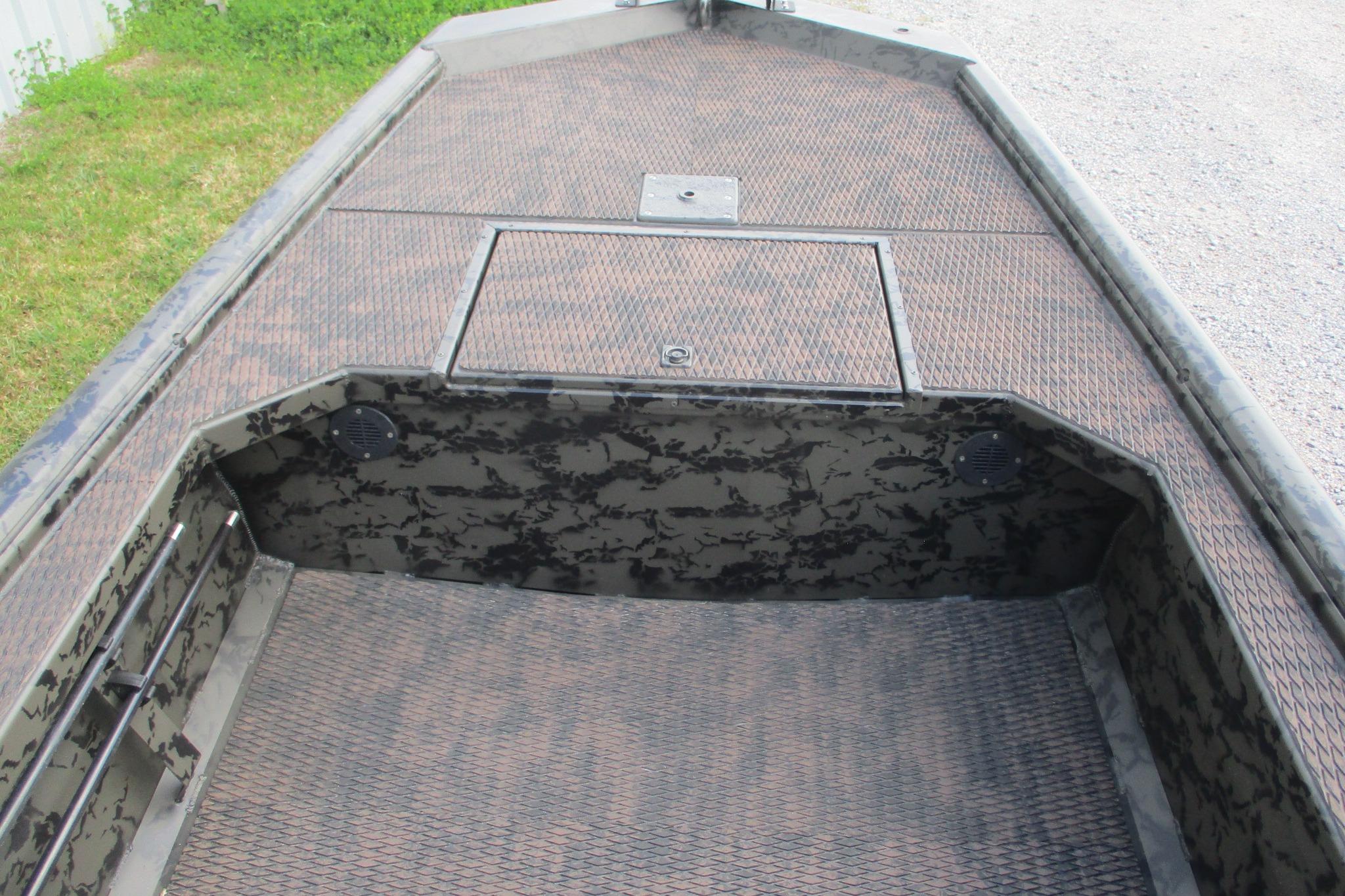 2026 Gator Tail 1754 Extreme-7