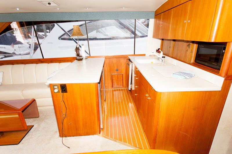 RI 9310 RF Knot 10 Yacht Sales