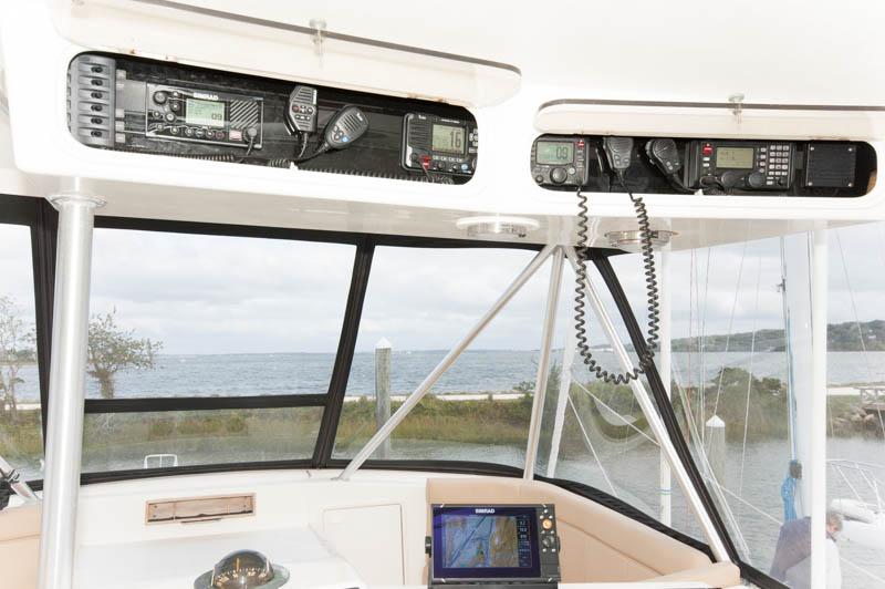 RI 9310 RF Knot 10 Yacht Sales