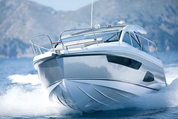 2020 Sealine S330