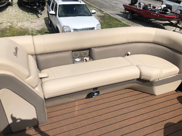 2021 Bentley boat for sale, model of the boat is Elite 253 Admiral & Image # 11 of 32
