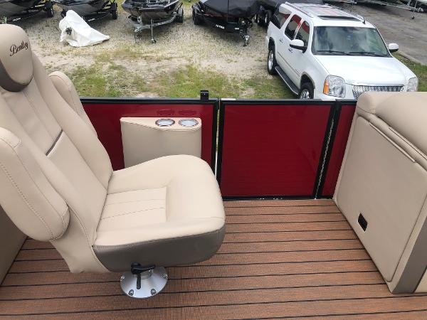 2021 Bentley boat for sale, model of the boat is Elite 253 Admiral & Image # 22 of 32
