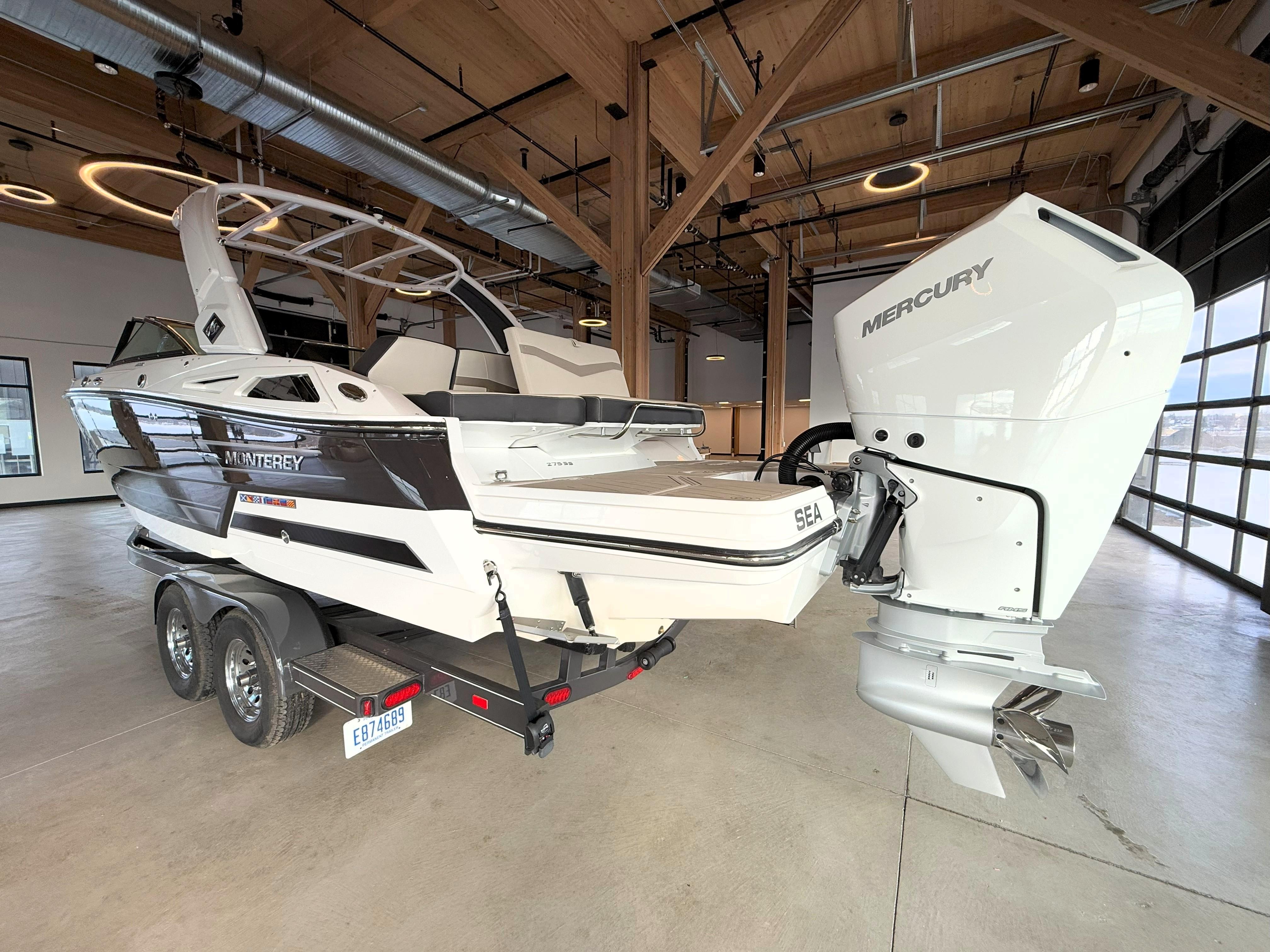 2023-monterey-275-super-sport-power-9659620-20250207182343454-1_XLARGE