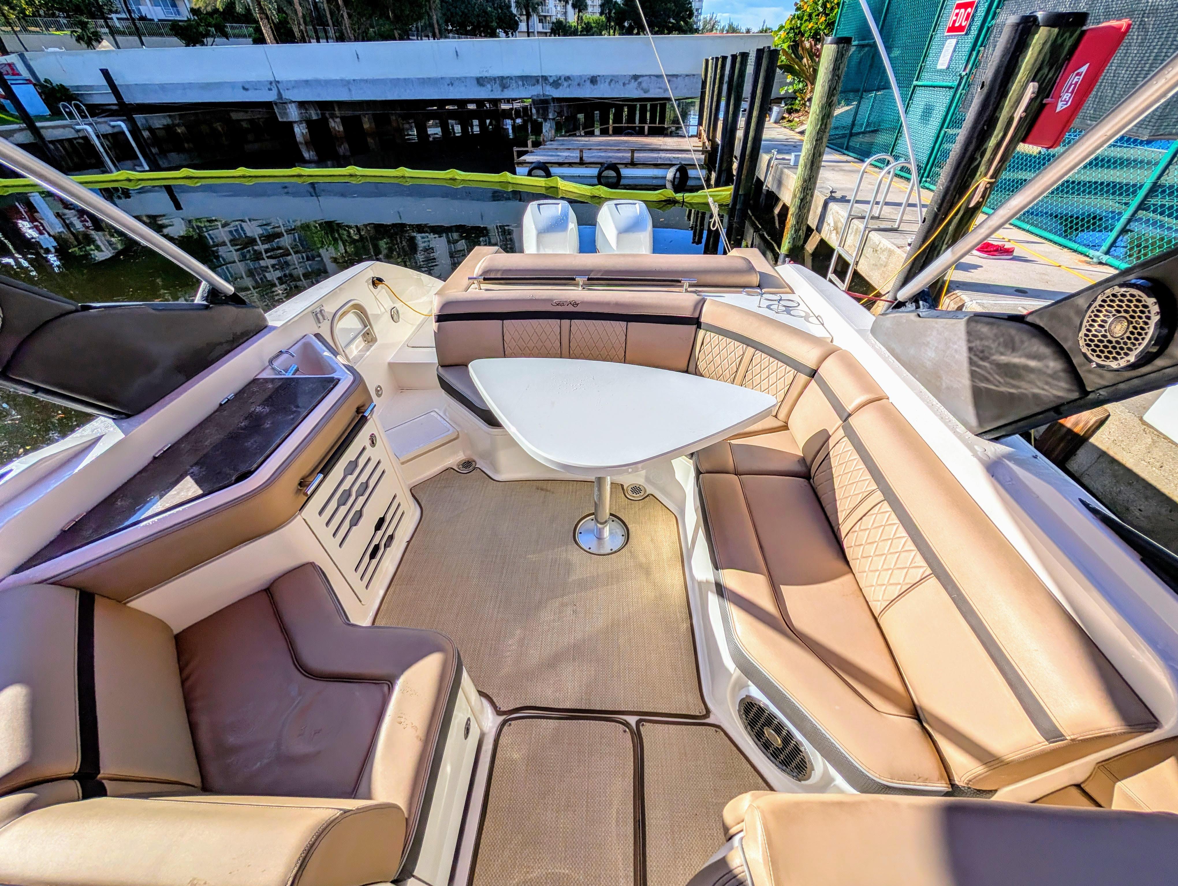 2017 Sea Ray SLX 310 OB