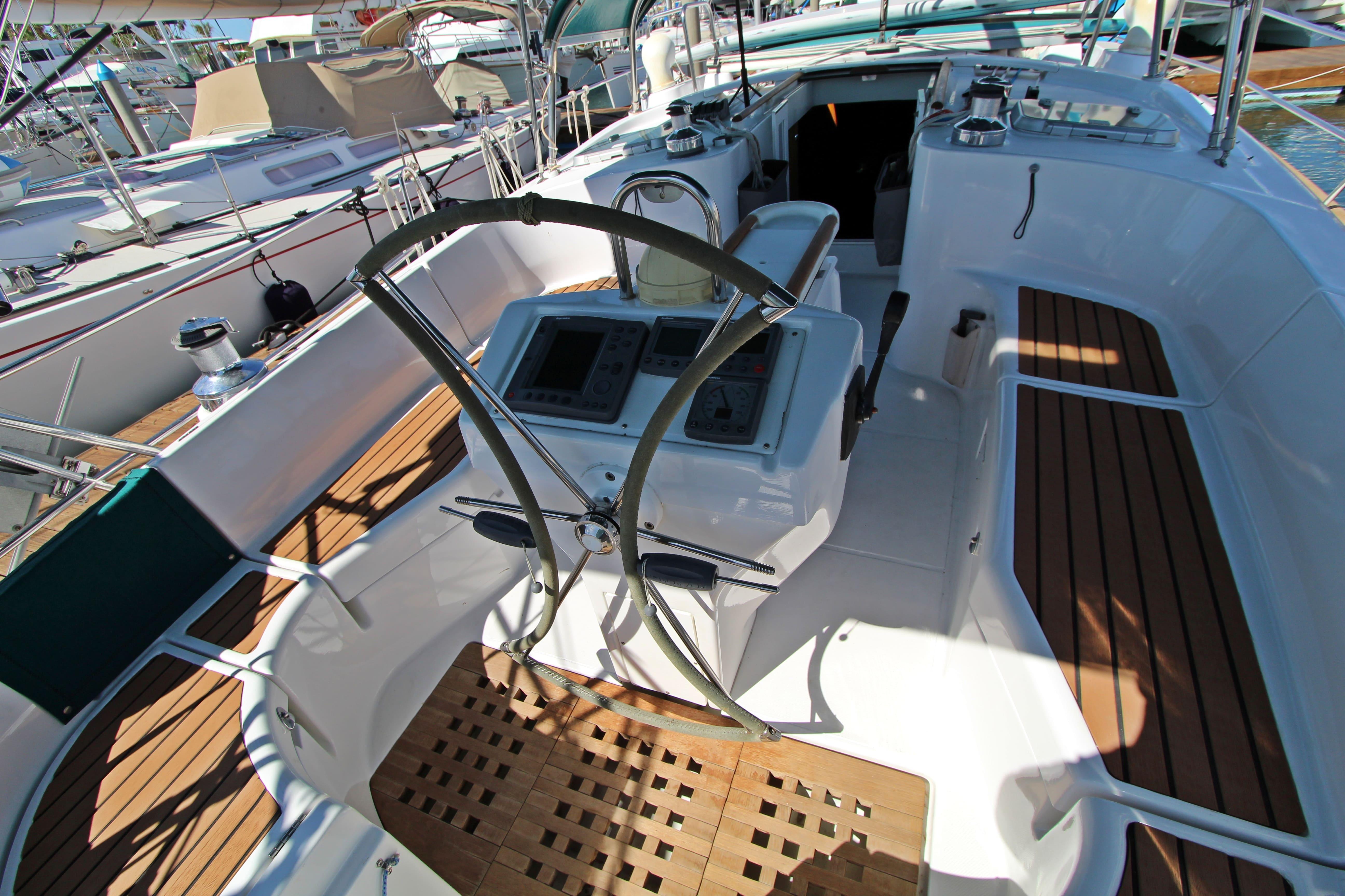 Yacht Photos Pics