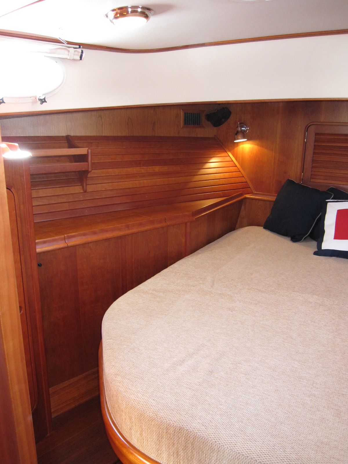 Master Cabin Looking FWD Port