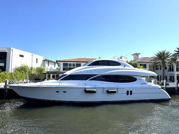 Photo of 2002 Lazzara 80'