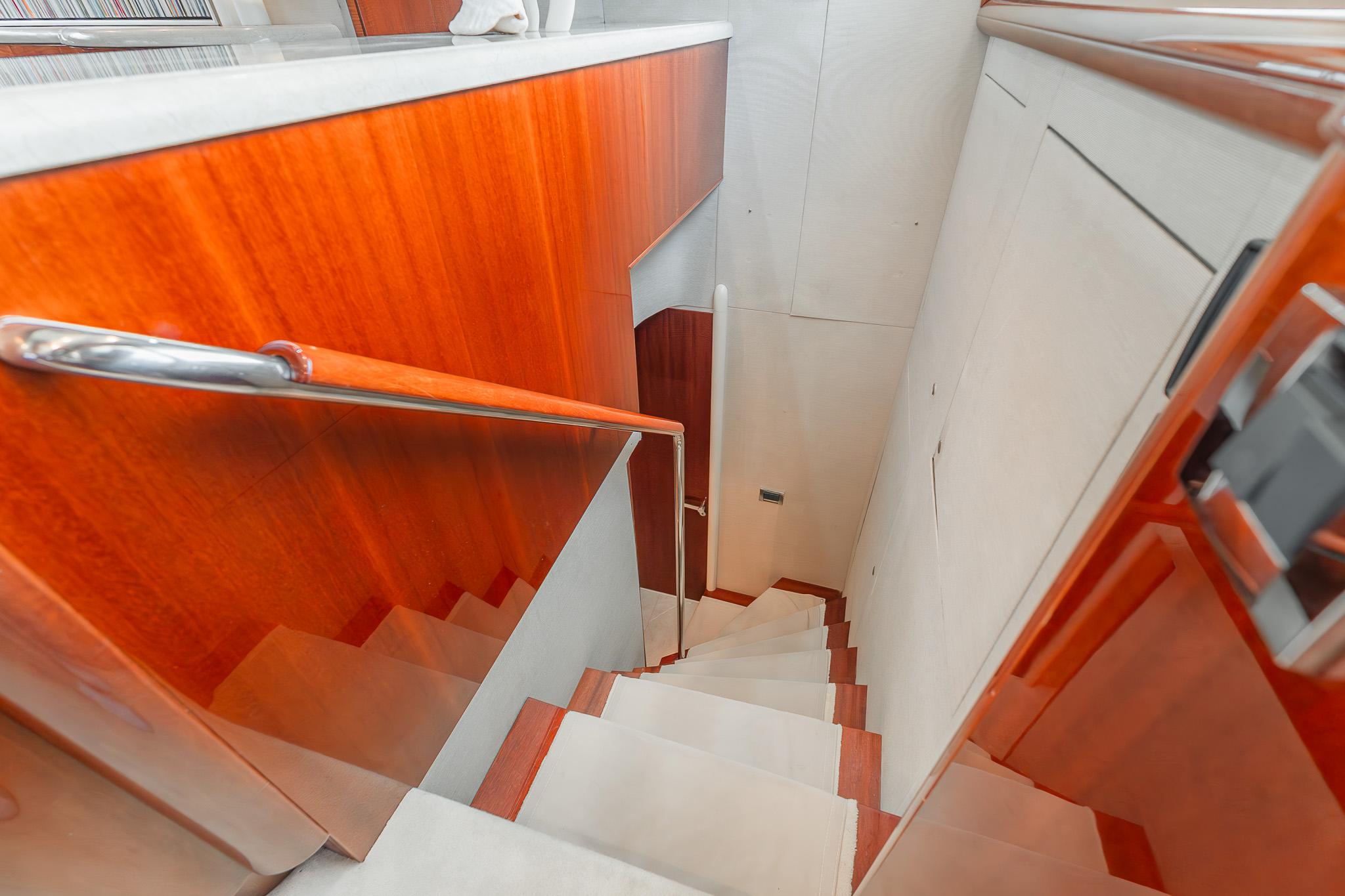 Lazzara-80 Skylounge 2002-Fomo2 FL-US-Staircase with wooden paneling on a 2002 Lazzara 80 Skylounge yacht interior.-9749638 | Thumbnail