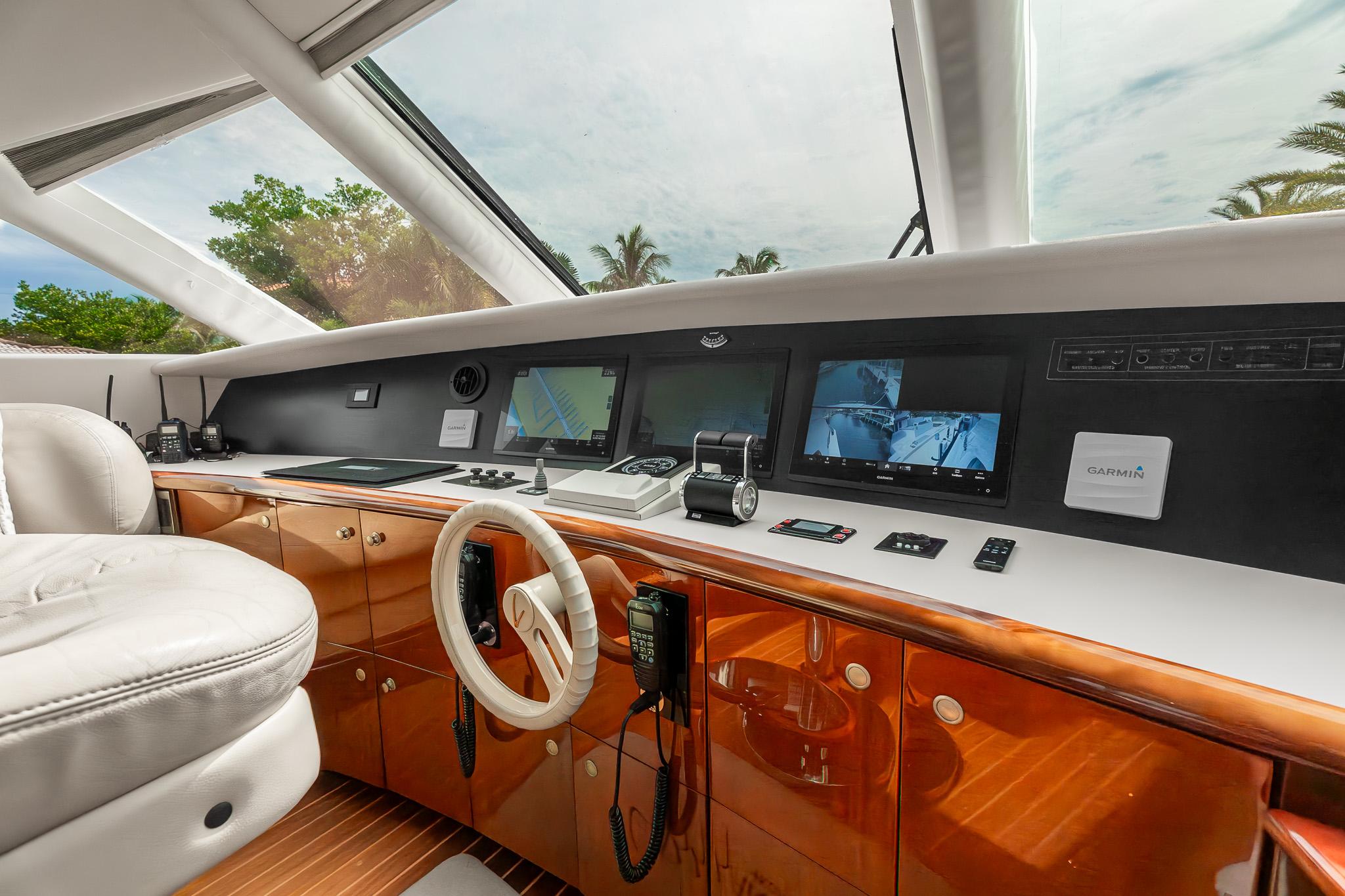 Lazzara-80 Skylounge 2002-Fomo2 FL-US-Luxurious helm of 2002 Lazzara 80 Skylounge yacht with modern navigation equipment.-9749638 | Thumbnail