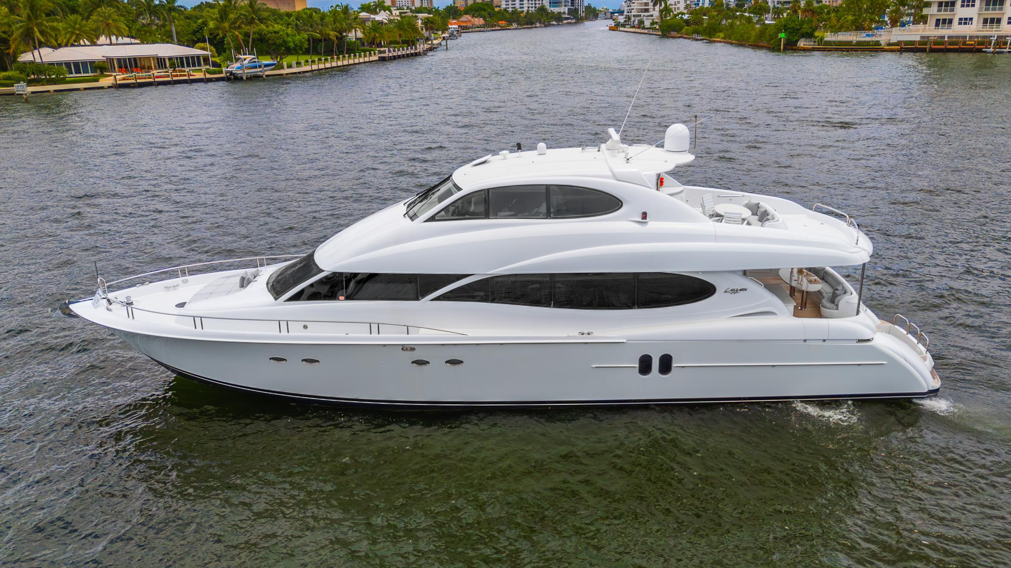 Photo of 2002 Lazzara 80'