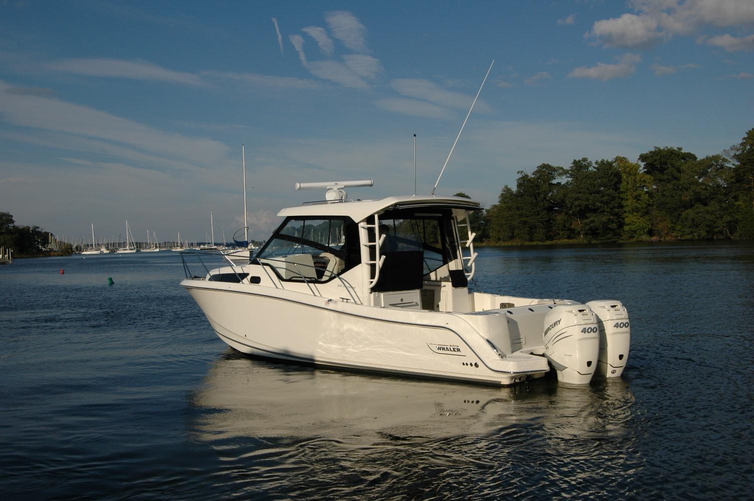 2023 Boston Whaler 325 conquest