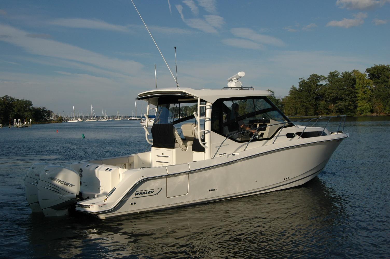 2023 Boston Whaler 325 conquest