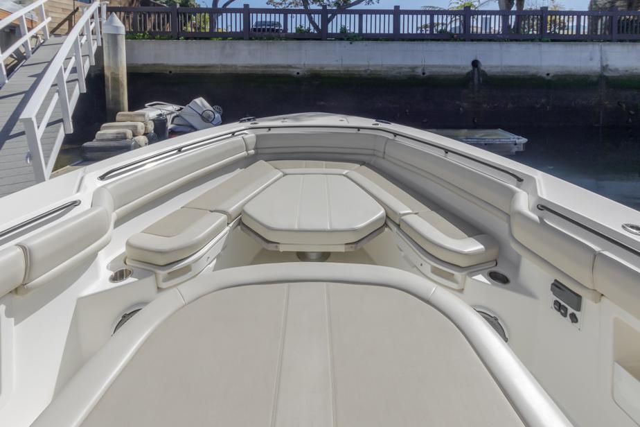 2021 Boston Whaler 380 Outrage #TBMB0552LLC inventory image at Sun Country Marine Group, Newport Beach 2021 Boston Whaler 380 Outrage #TBMB0552LLC inventory image at Sun Country Marine Group, Newport Beach