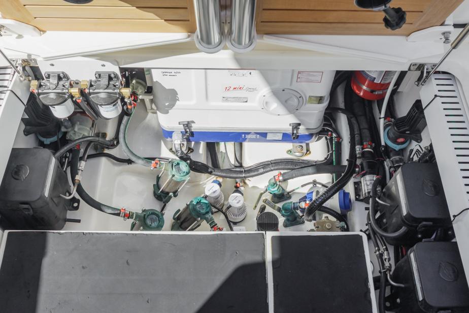 2021 Boston Whaler 380 Outrage #TBMB0552LLC inventory image at Sun Country Marine Group, Newport Beach 2021 Boston Whaler 380 Outrage #TBMB0552LLC inventory image at Sun Country Marine Group, Newport Beach